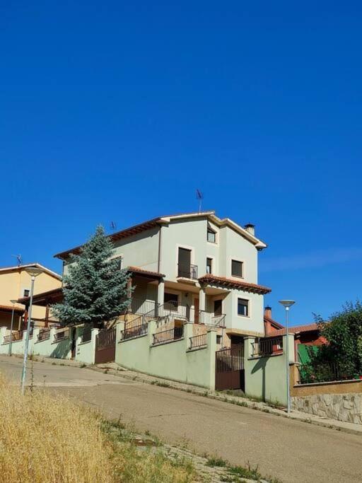 Vivienda De Uso Turistico En Entorno Maravilloso Huerta Del Rey Exterior photo